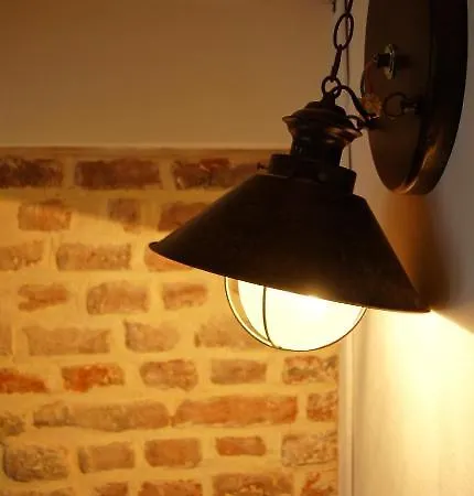 아파트 Little - Louise